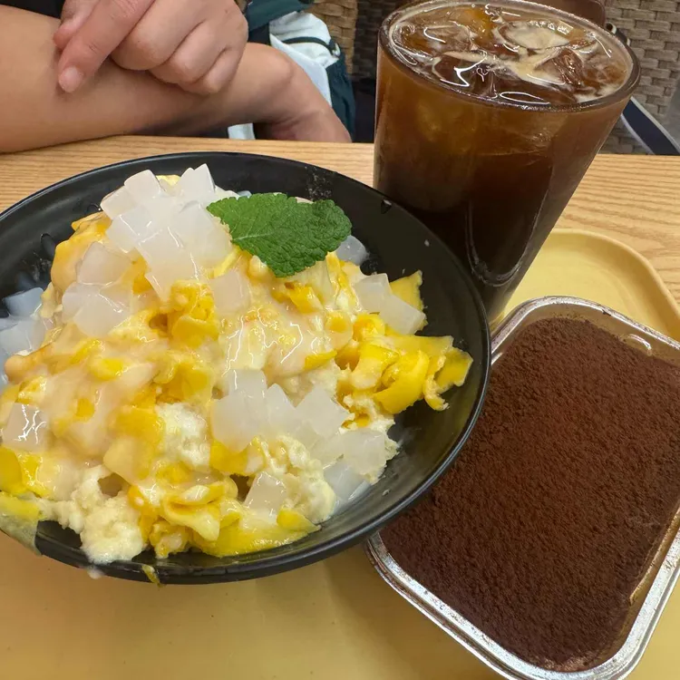 카페 샵 사진