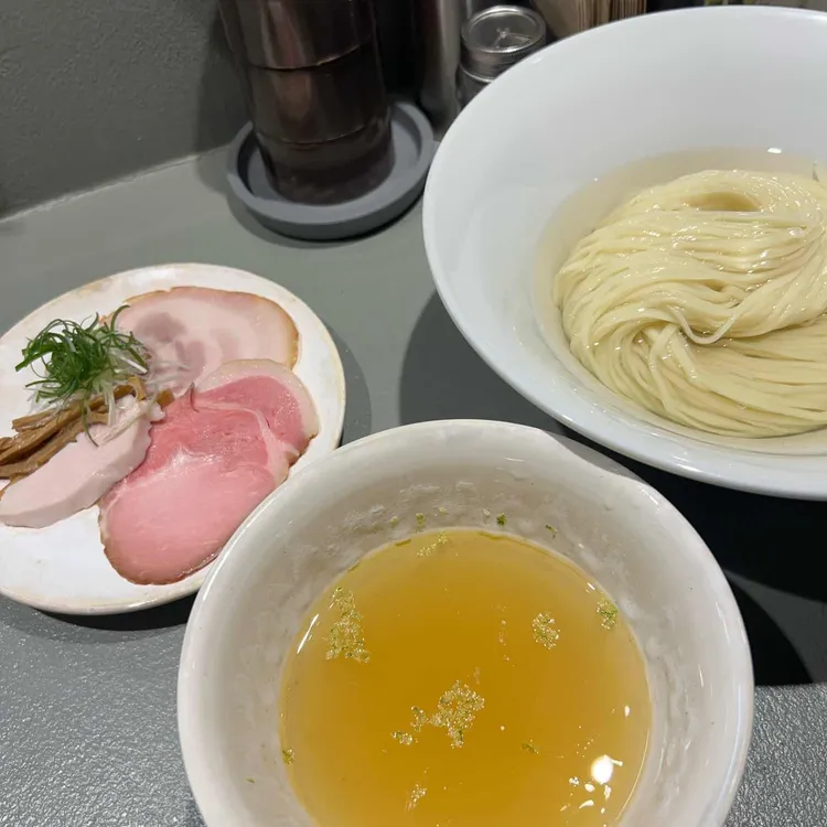 라멘롱시즌 사진