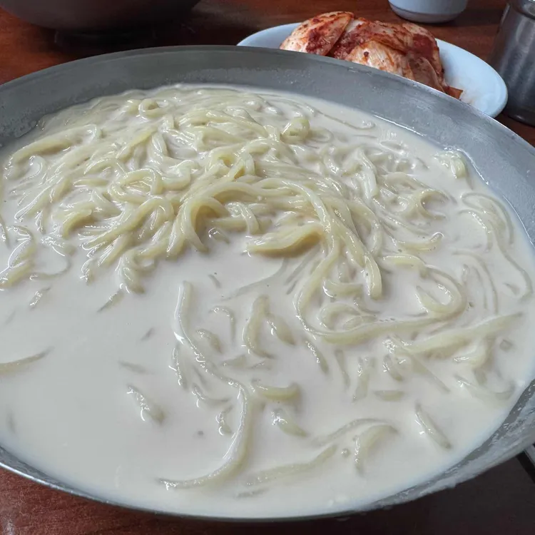 청송손칼국수 사진