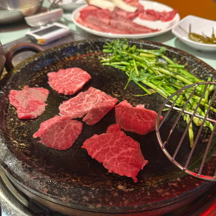 꾸석지돌판한우 사진