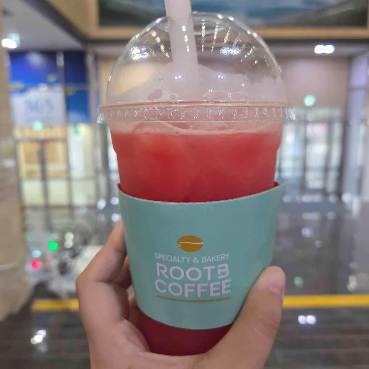 루트비 커피 사진