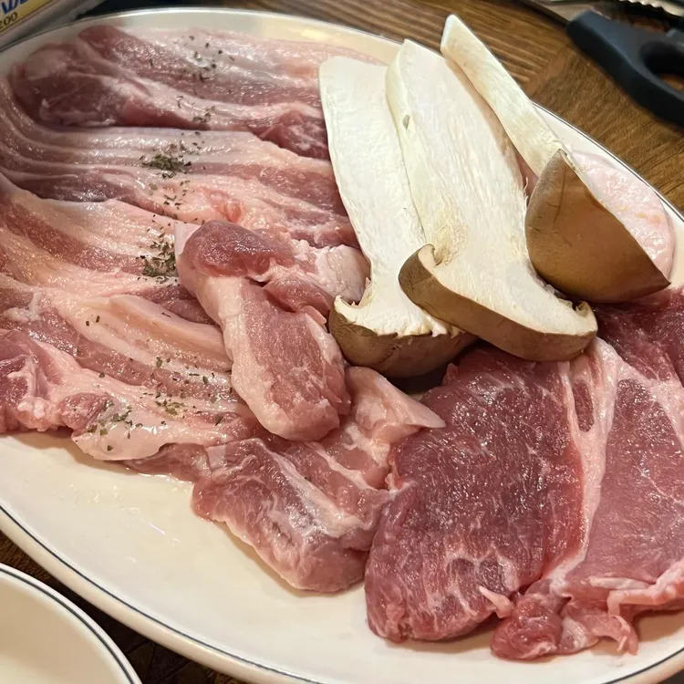 지리산삼겹살 사진