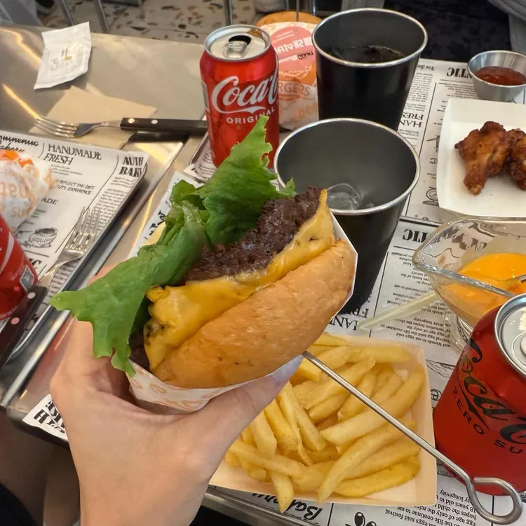 트레인버거 사진