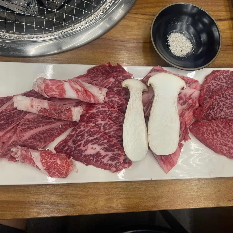 눈꽃한우 눈꽃생갈비 사진
