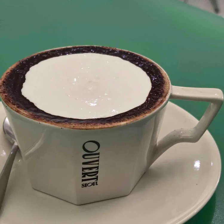 ouvert coffee bar 사진