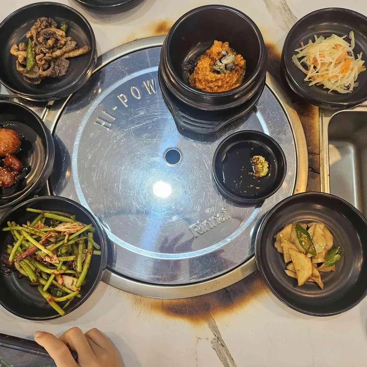 돈우람 사진