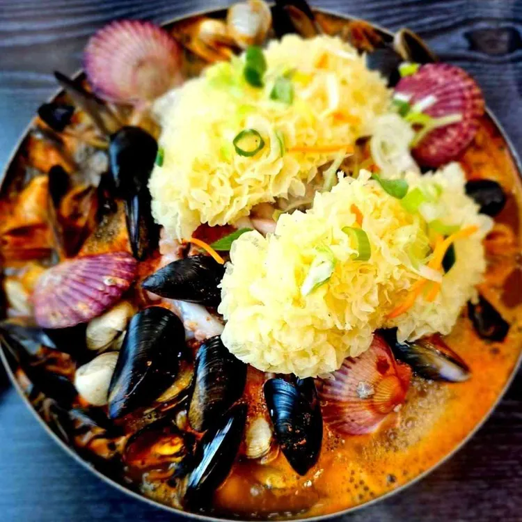 쭈낙해물칼국수 사진