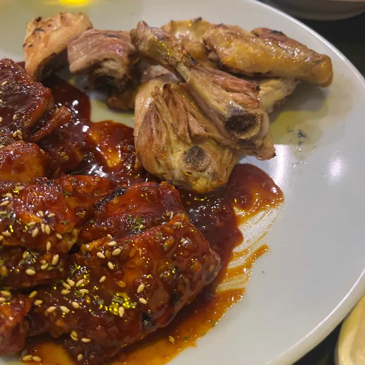 참존숯불바베큐치킨 사진