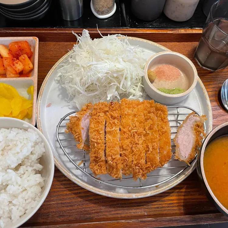 카츠업 사진