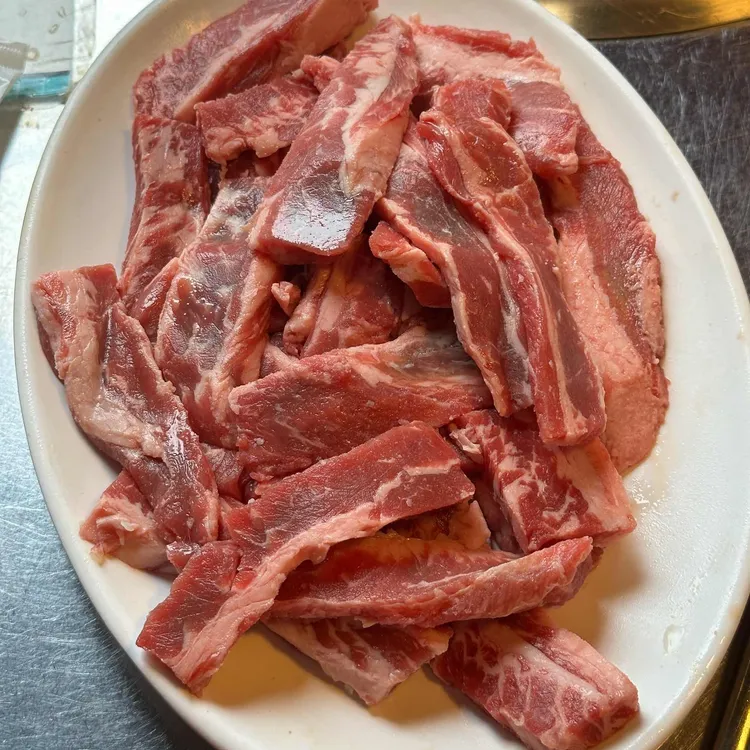 드럼통 참숯 석쇠구이 사진