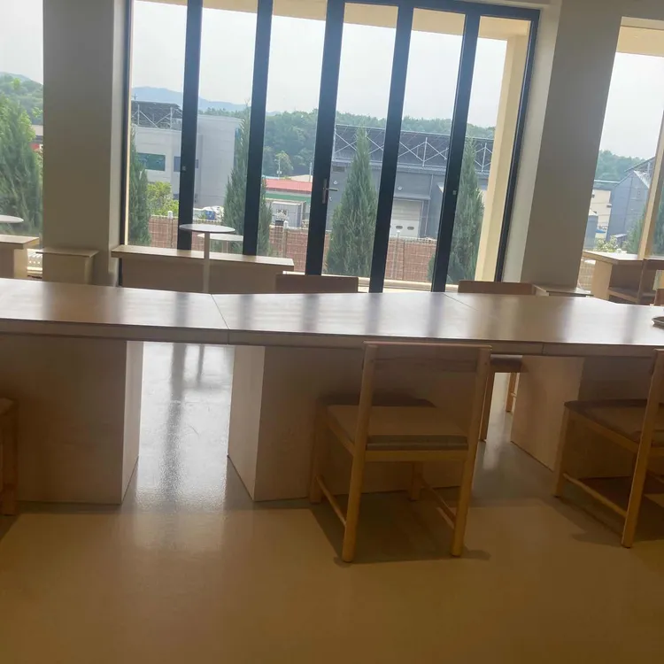 논 콤팩트 사진