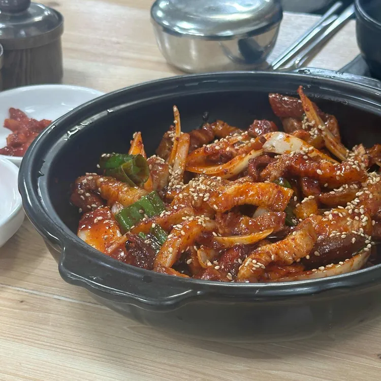 꽃돼지국밥 사진