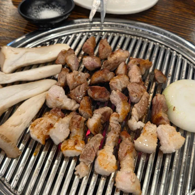 청년창업고깃집 사진