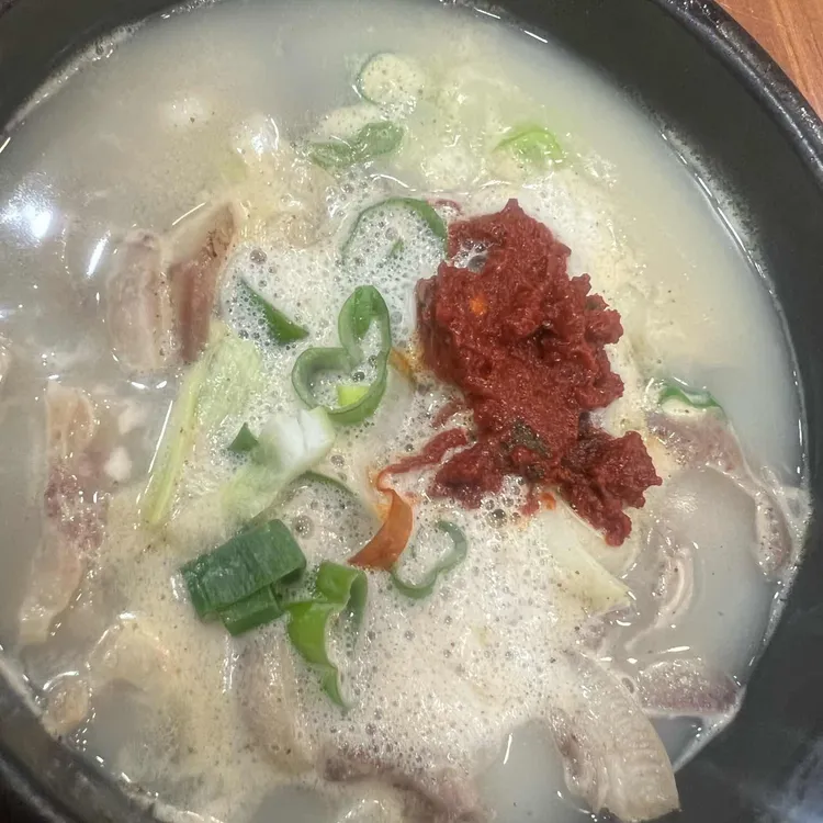 마포소문난족발 사진