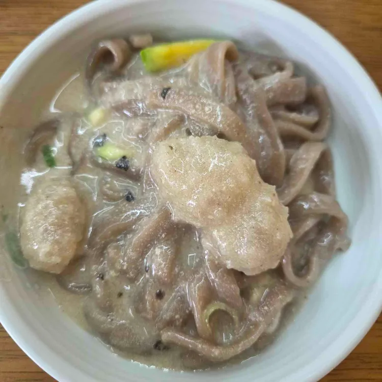 금달래 막국수 사진