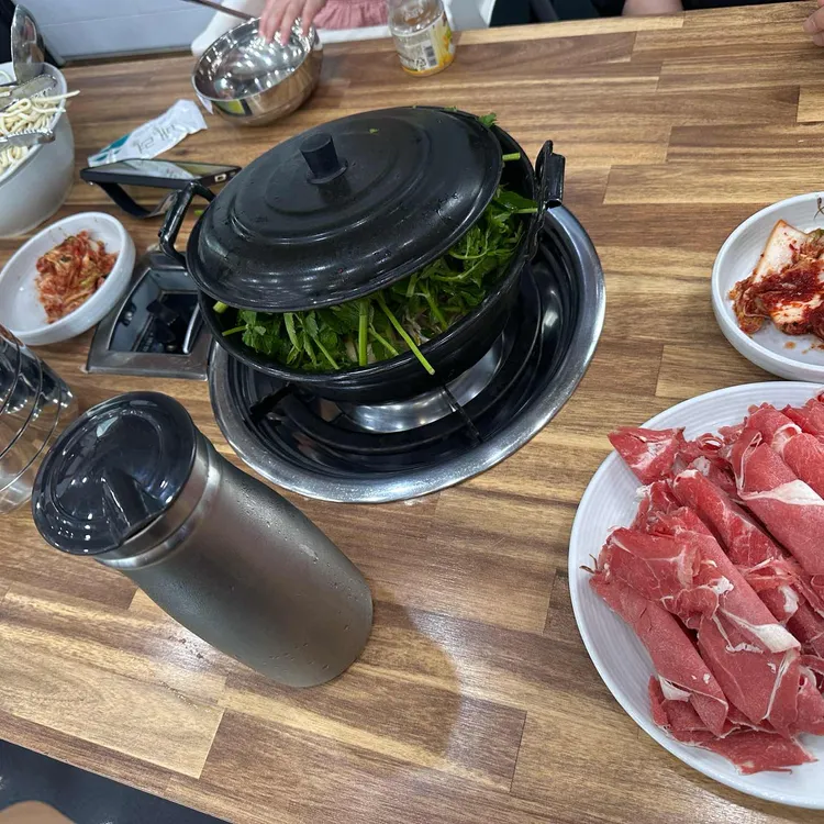 등촌샤브칼국수 사진