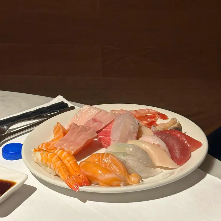 라세느 사진