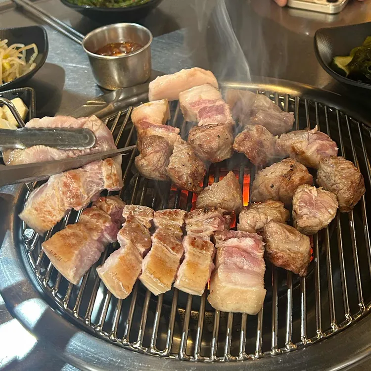사계흑돼지 사진