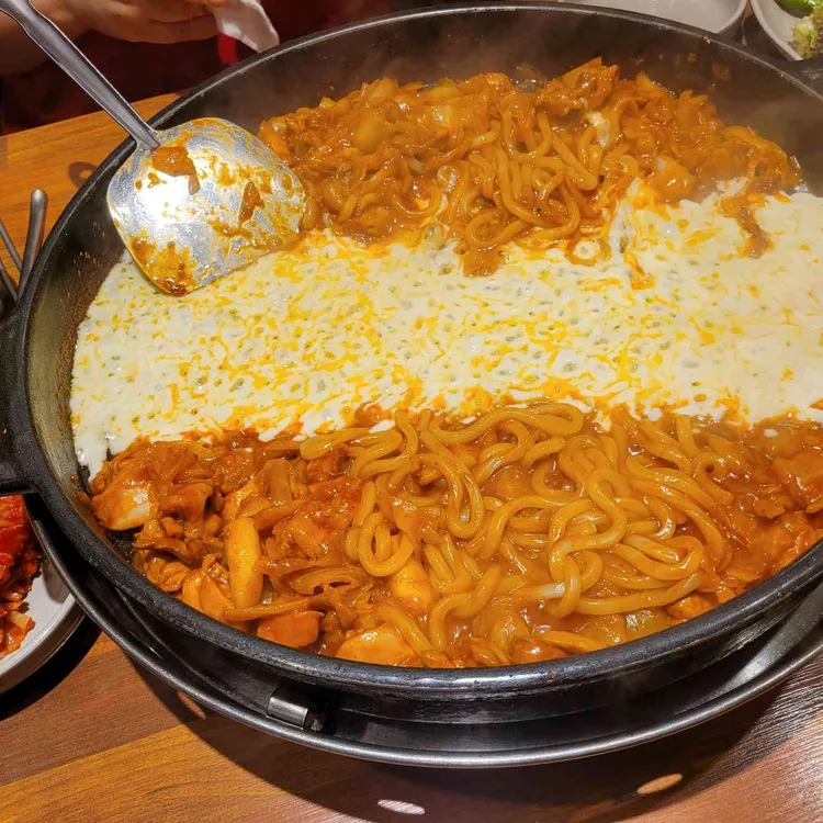 고수닭갈비 사진