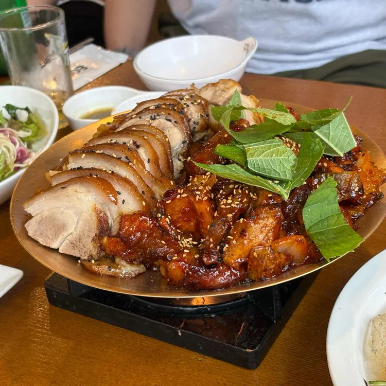 미쓰족발 사진