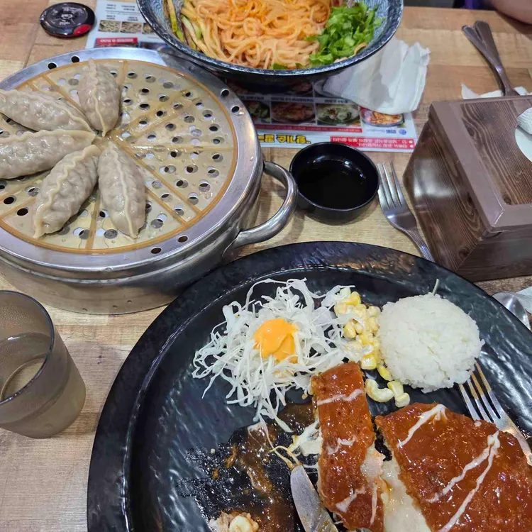 황기순칼국수&돈까스 사진