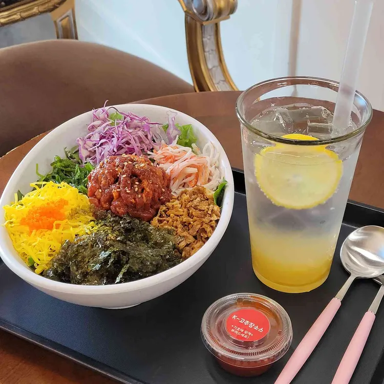 투데이카페 하루포케 사진