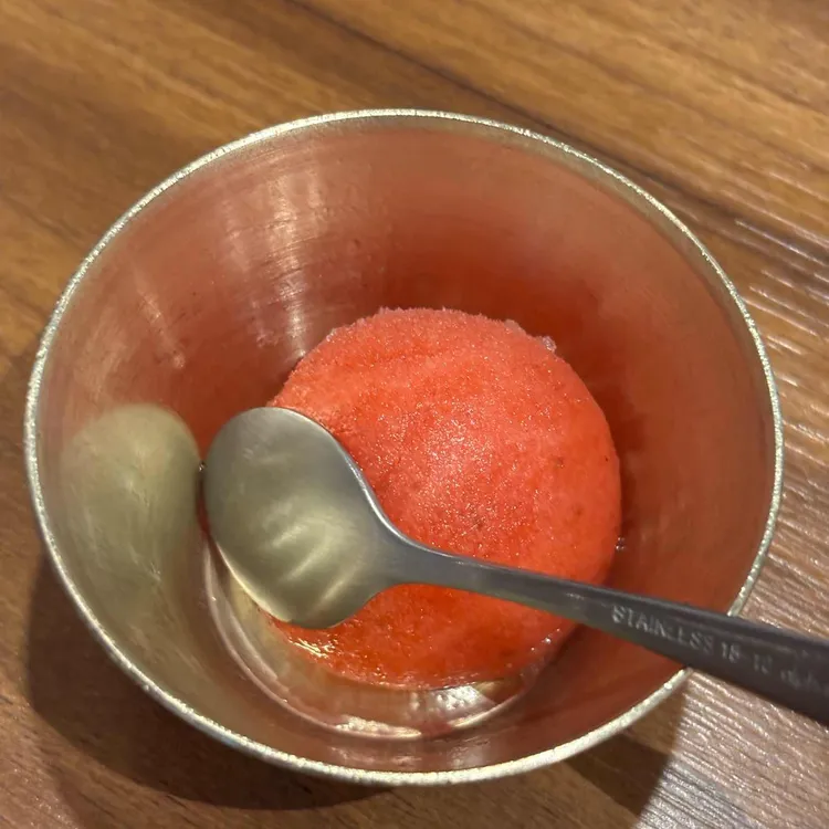 메이탄 사진