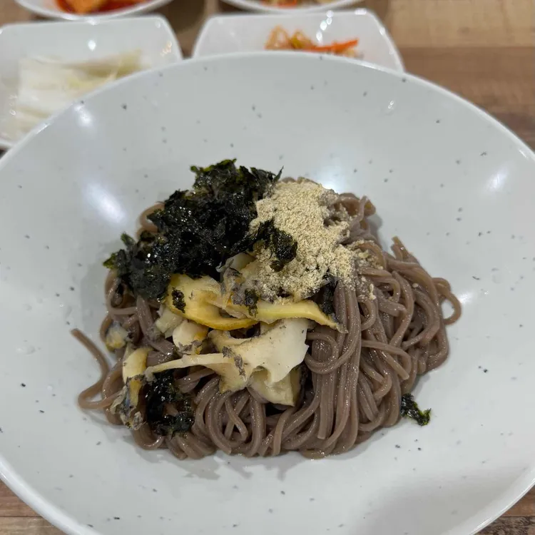 강릉엄지네꼬막집 사진