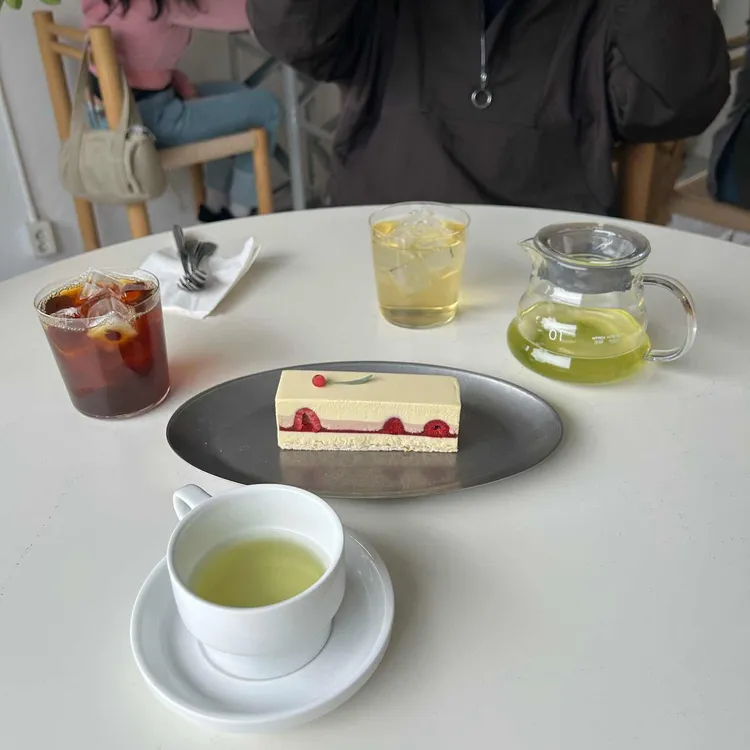 돌파운드 사진