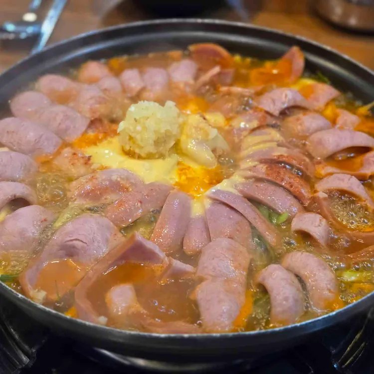 더하고부대찌개 사진