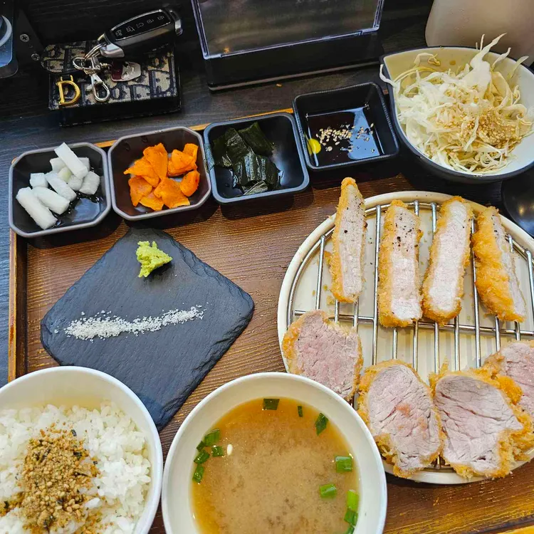 카츠 헤세드 사진