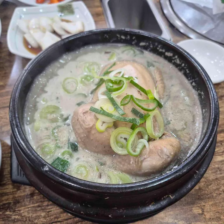 홍도능이백숙 사진