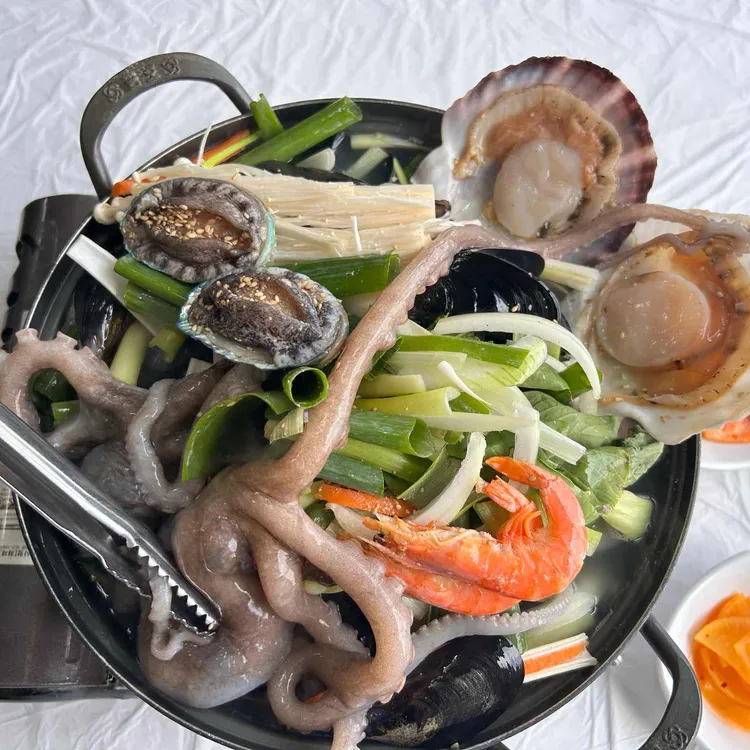 백원이네 해물손칼국수 사진