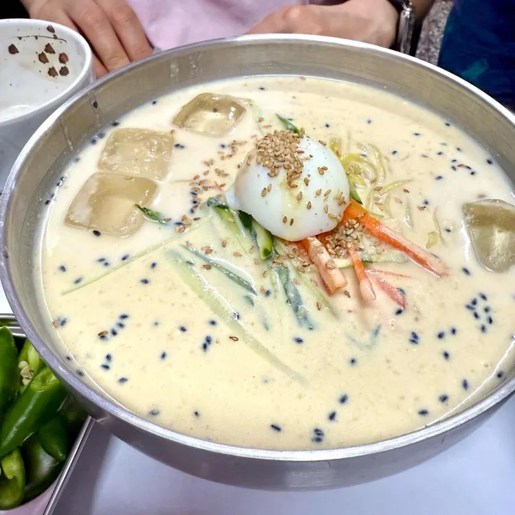 황금룡 사진