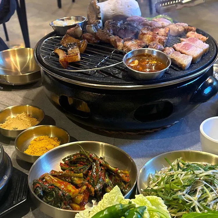 초벌간 사진
