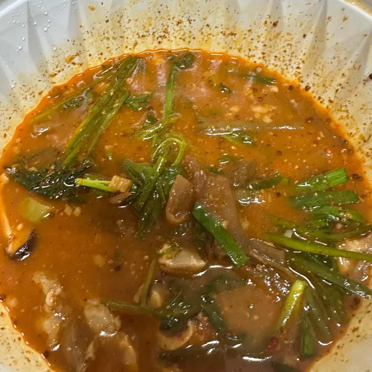 염소와 채마밭 사진