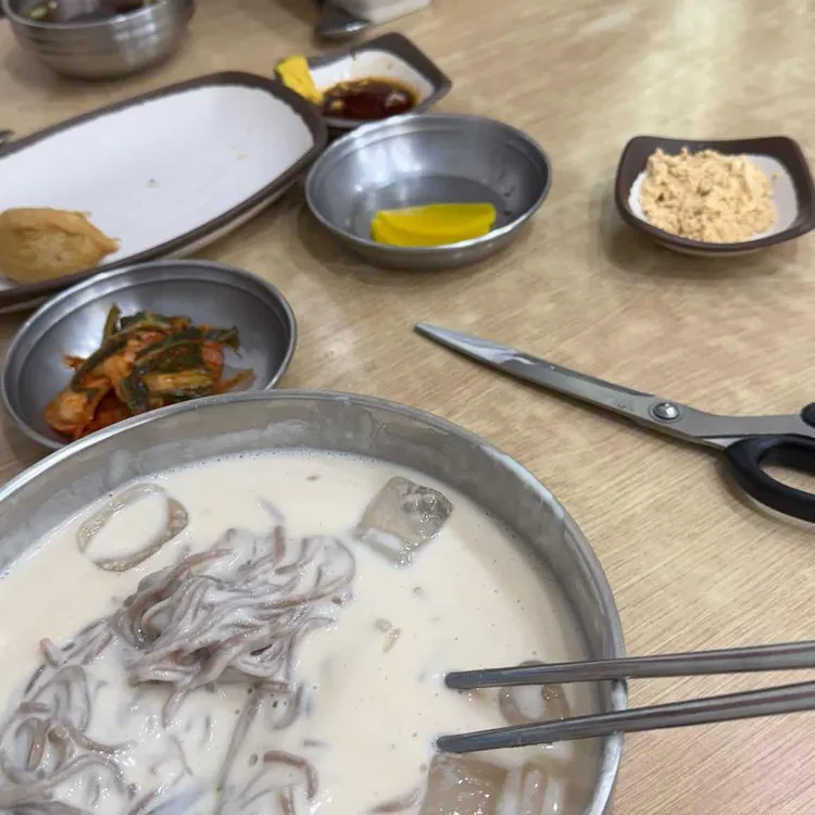 산수옥모밀집 사진