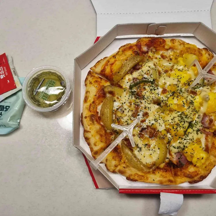 청년피자 사진