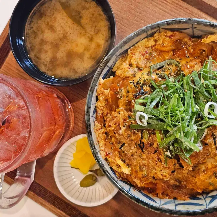 카츠토랑 사진