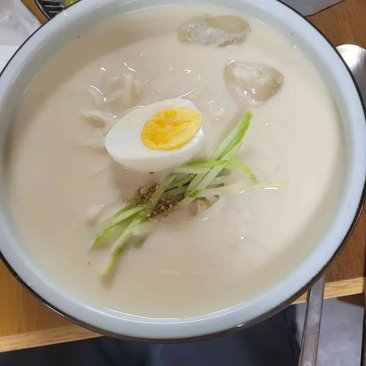 한반도지형 두부마을 사진