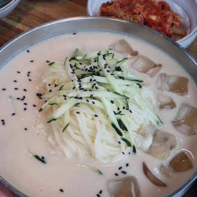 제갈콩명 사진
