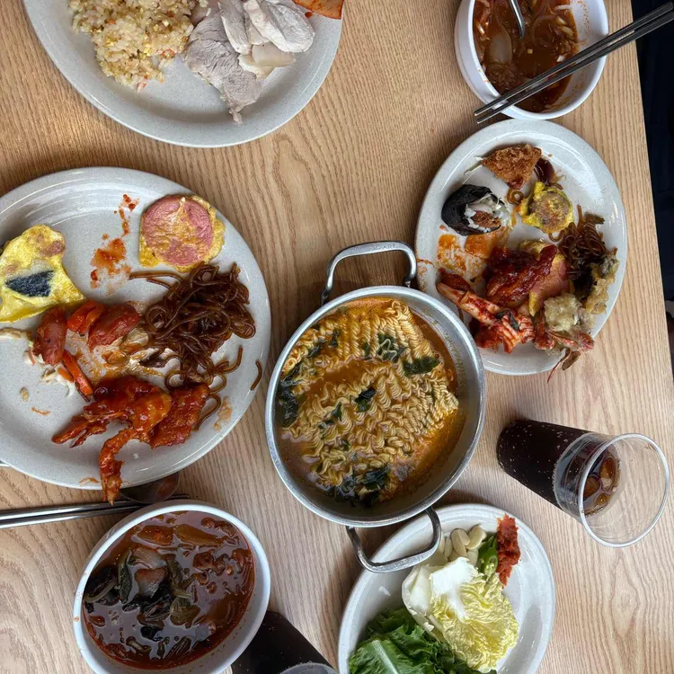 현완단겸 뷔페 포브 사진