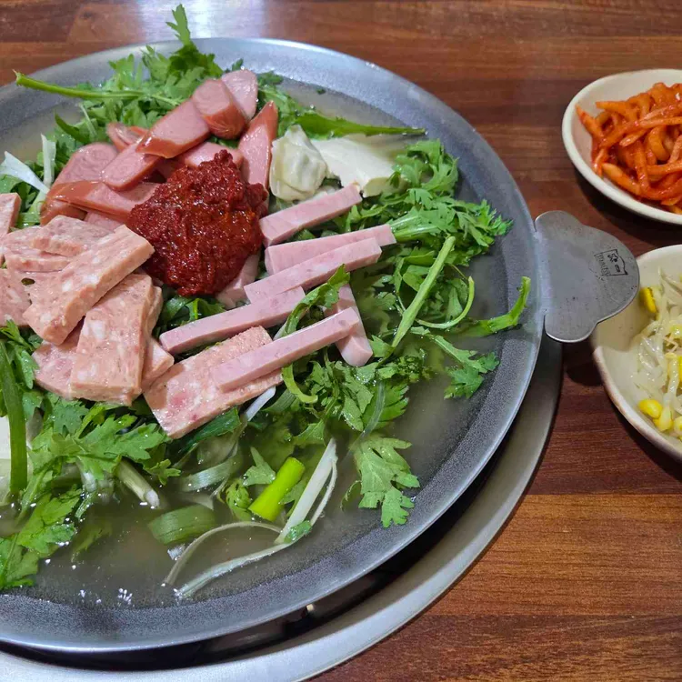 할머니부대찌개 사진