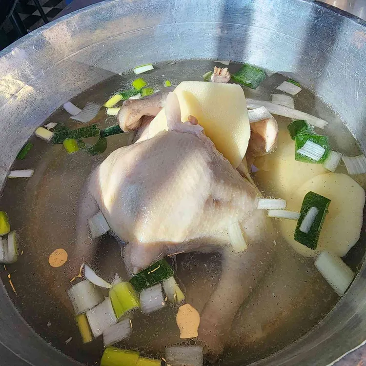 진옥화할매 원조 닭한마리 사진