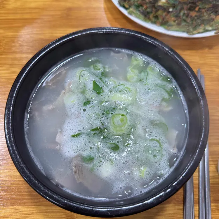 큰집돼지국밥 사진