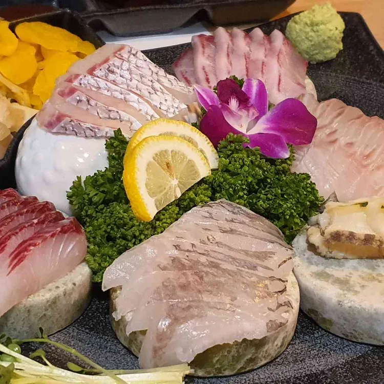 회친구 충무수산 - 인계동 생선회, 모듬회 맛집 | 다이닝코드, 빅데이터 맛집검색