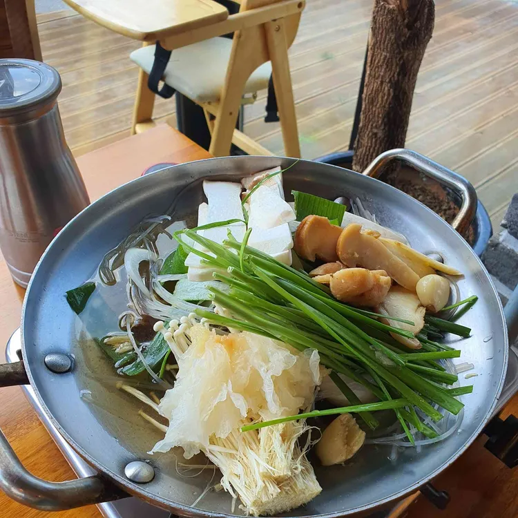 솔밭식당 - 군위 산채비빔밥, 닭도리탕 맛집 | 다이닝코드, 빅데이터 맛집검색
