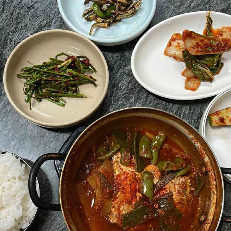 쇠소깍오메기식당 - 서귀포 갈치, 갈치조림 맛집 | 다이닝코드, 빅데이터 맛집검색