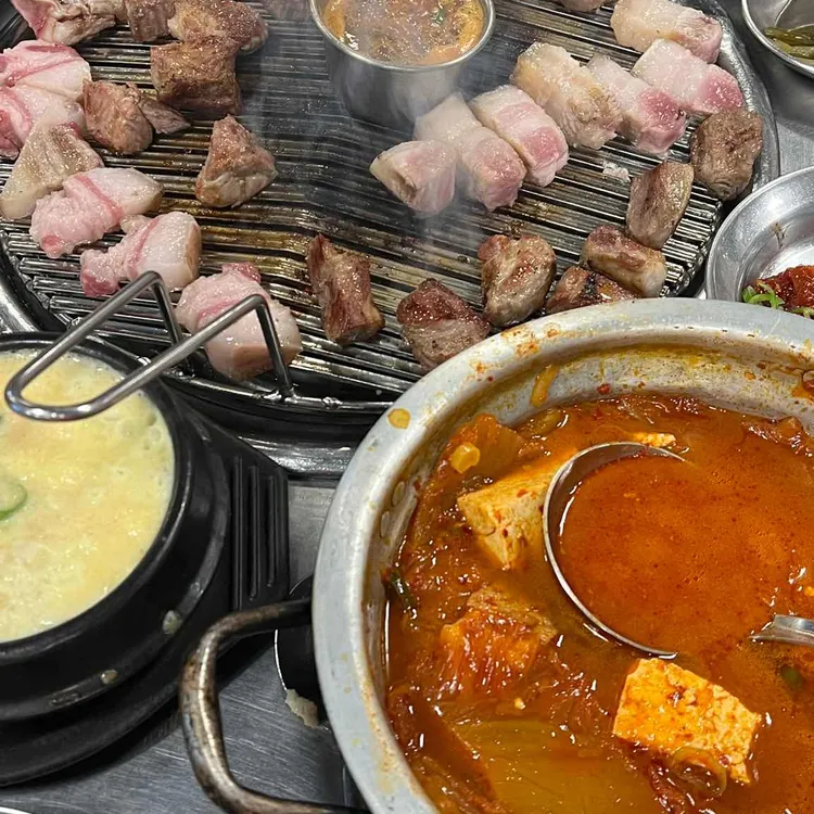 꼼닭 - 제주 뒷고기, 짜투리고기 맛집 | 다이닝코드, 빅데이터 맛집검색