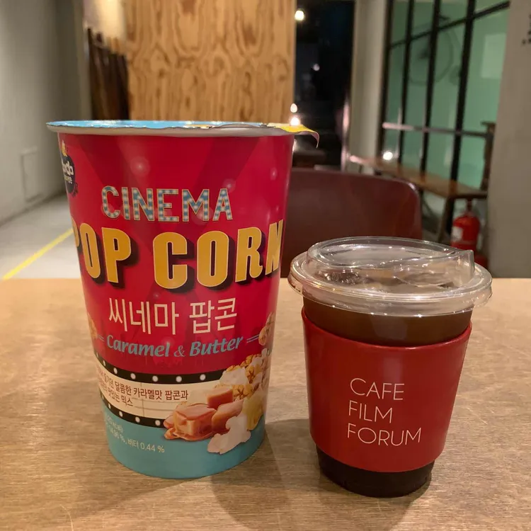카페슬래시 - 신촌 카페 맛집 | 다이닝코드, 빅데이터 맛집검색